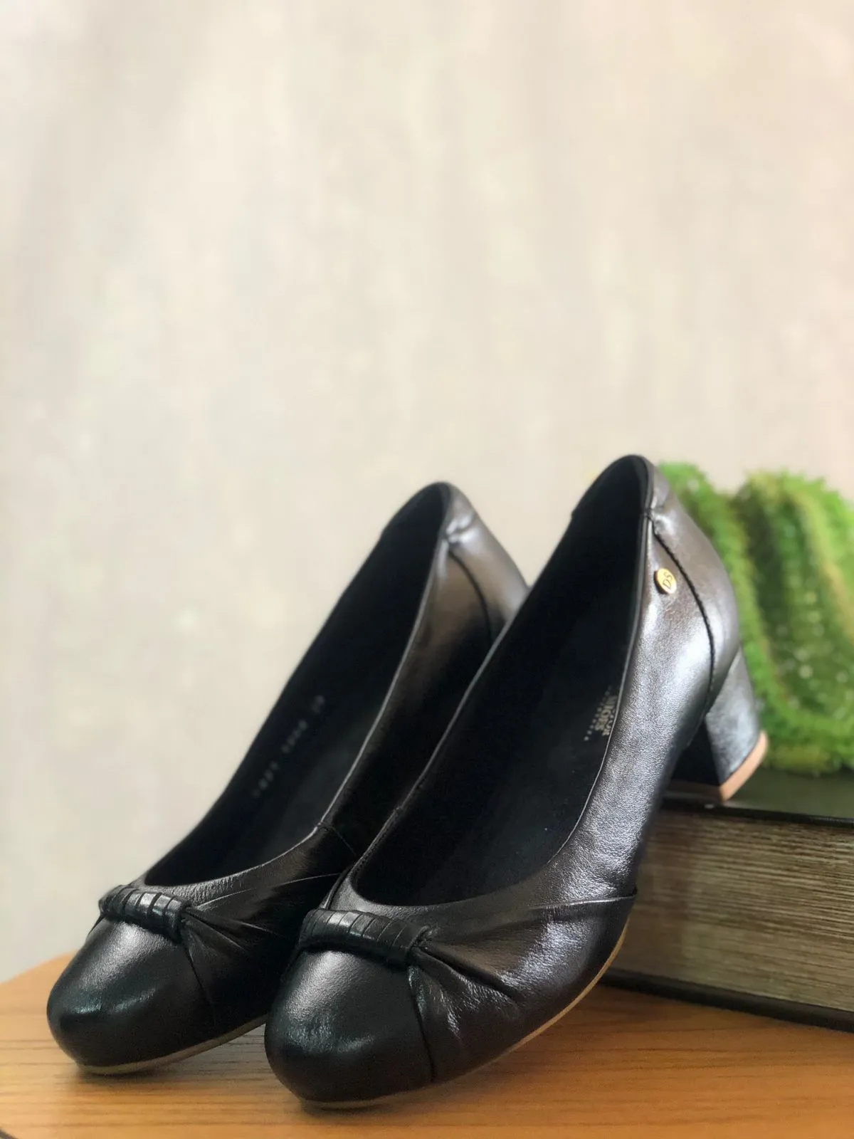 Sapato Salto Doctor Shoes Roberta Couro 1484 Preto